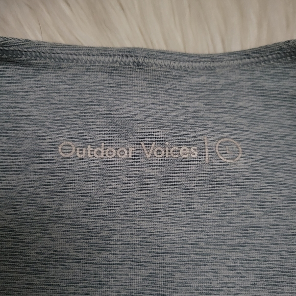 Outdoor Voices Blue Quartz Slashback Crop Activewear Top Size Large - Picture 7 of 11